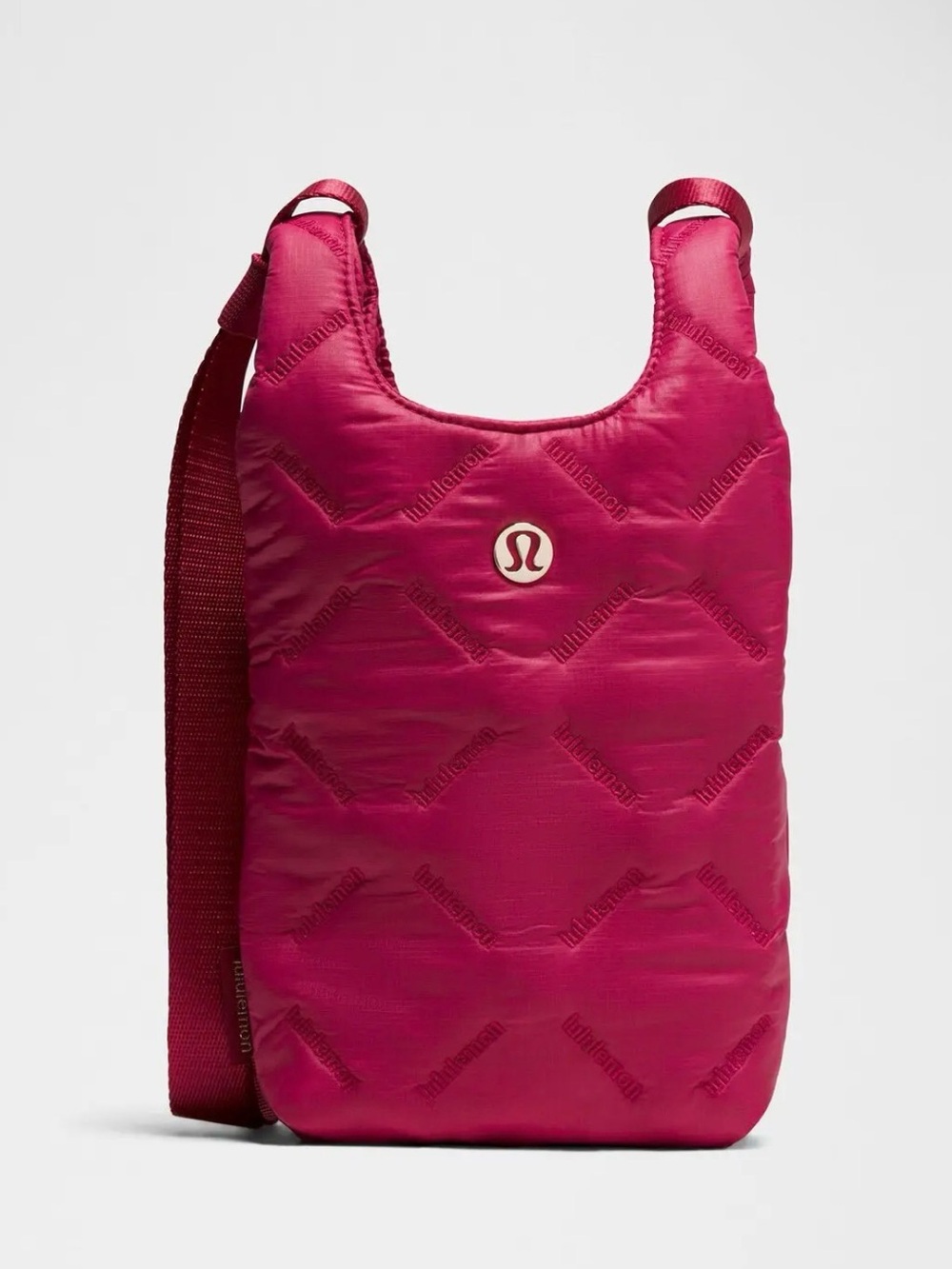 Lululemon Quilty Pleasures Phone Crossbody 1L in Berry Rumble